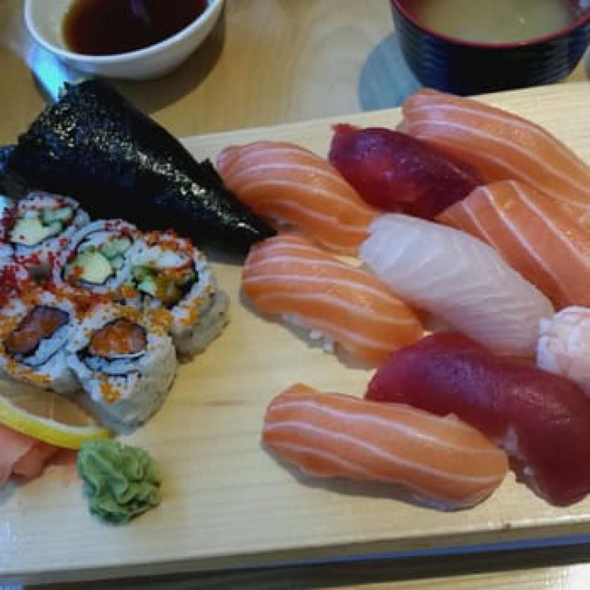 Niji Sushi Japanese Restaurant Restaurant - Best Food | Delivery | Menu ...