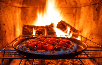 Restaurant Design: How to Choose Your Commercial Pizza Oven Type