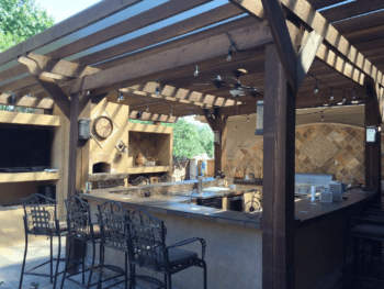 The Rise of Intimate Bars: Why Smaller Spaces Are Becoming More Popular