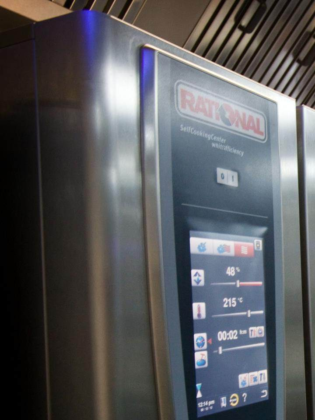 Combi Ovens: The All-in-One Solution for Perfect Cooking Every Time
