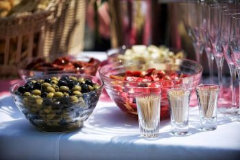 4 Tips From the Pros on Picking the Right Restaurant for Your Enjoyment