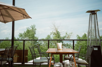 Creating Cozy Ambiance with Restaurant Patio Furniture Layouts