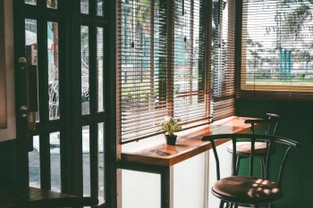 Designing for the Solo Diner: Why Counter Seating Is Growing Fast