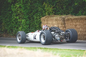 Feel the Rush: Discover the Thrill of an F1 Driving Experience Day