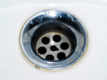 How Professional Services Ensure Effective Commercial Drain Cleaning Solutions